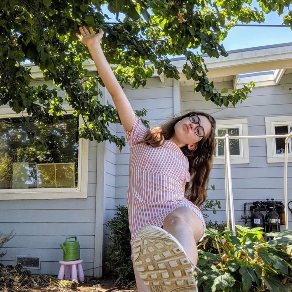 Meet your Posher, Lia